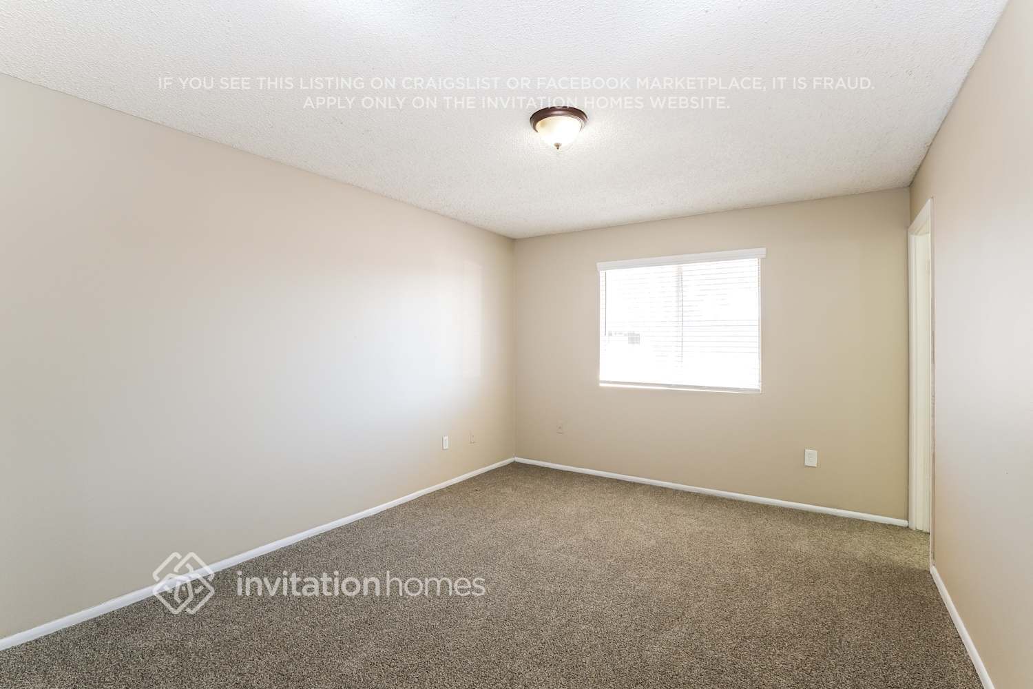 Building Photo - 7224 W North Ln