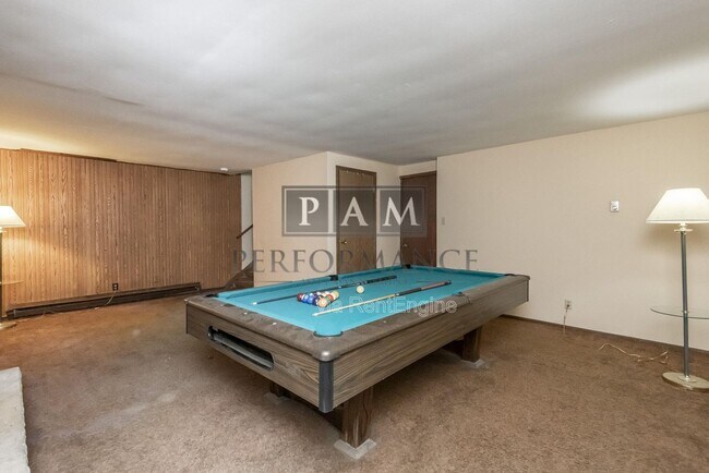 Building Photo - 21225 Mary Lynn Dr