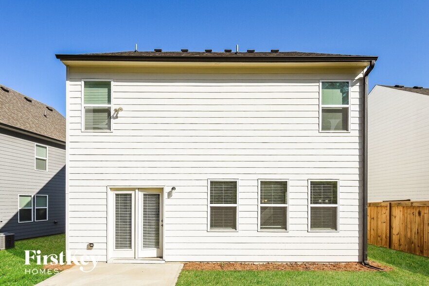 Building Photo - 4954 Hillstone Dr