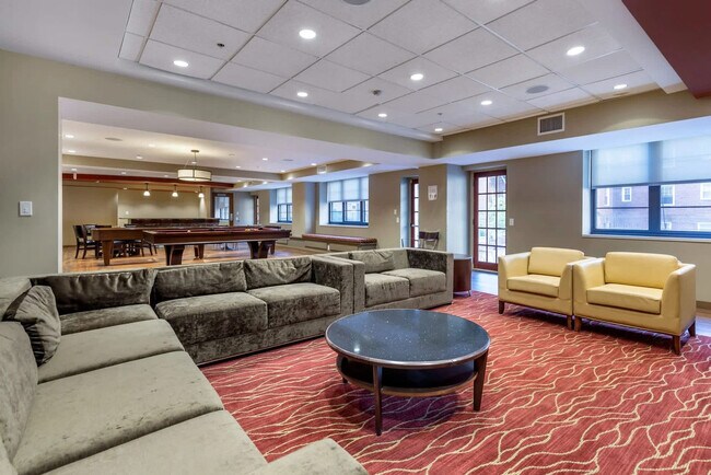 Building Photo - 112 W University Pkwy