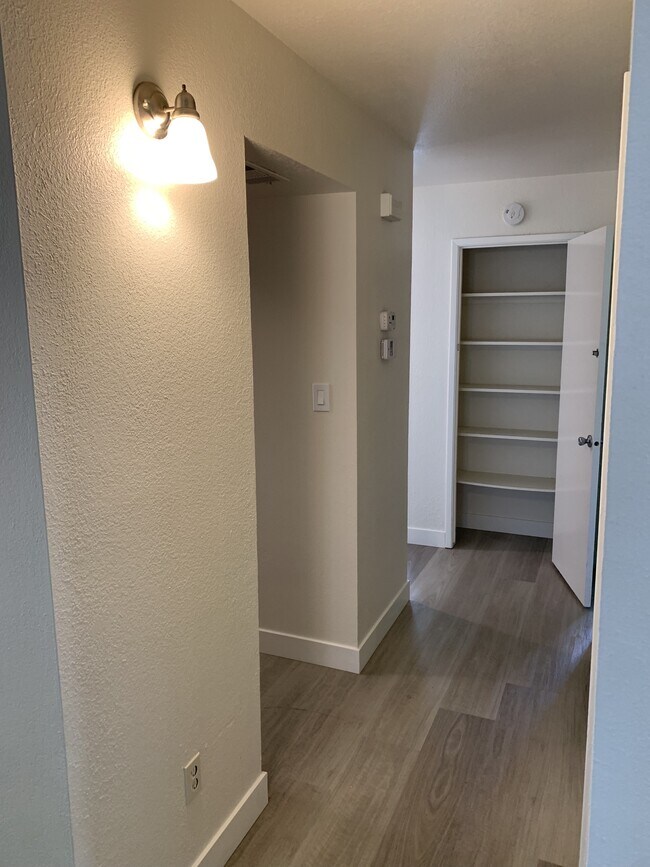 Building Photo - 6904 Sumter Quay Cir