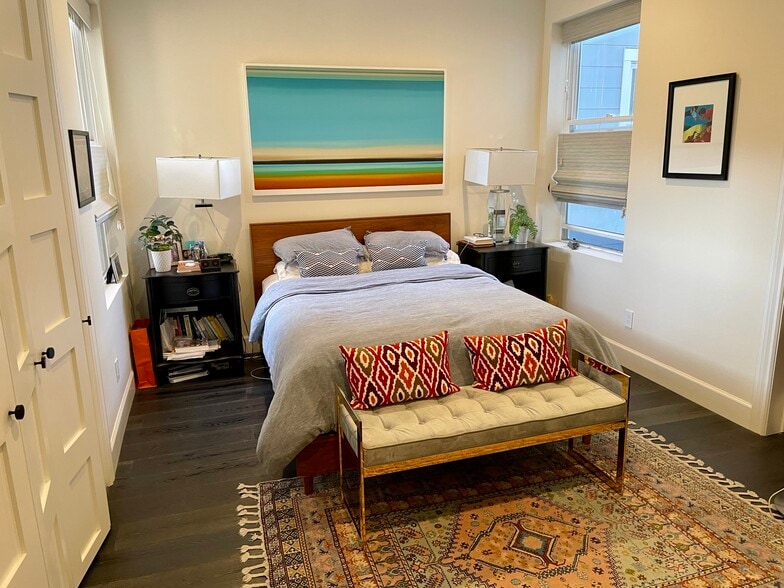 Primary Bedroom- shown with a queen bed - 836 N Point St
