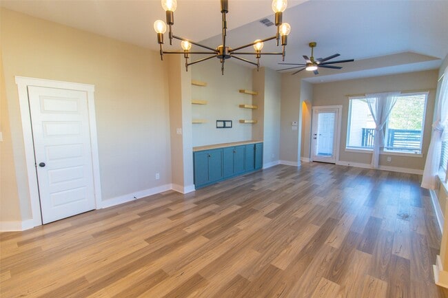 Building Photo - 18610 Parkland Square Pl