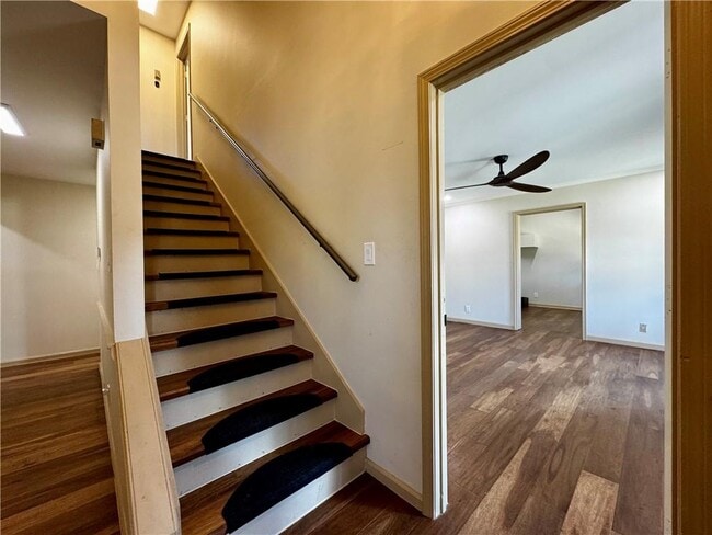 Building Photo - 1709 Rangewood Dr SW