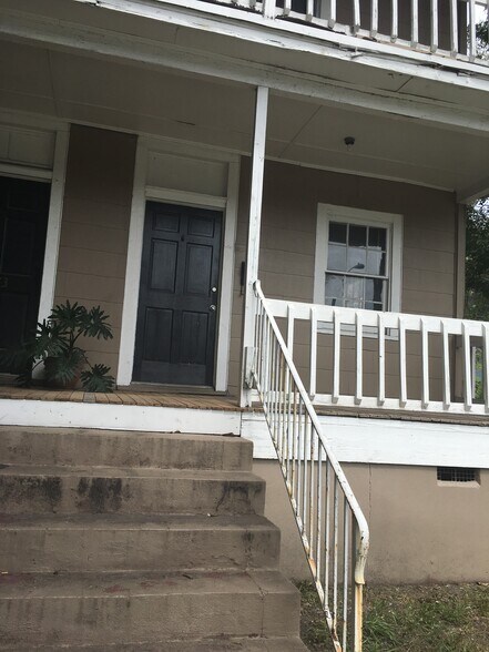 Building Photo - 1143 Olympia Ave