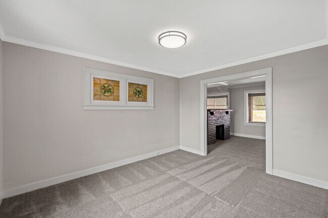 Building Photo - Spacious 3 bedroom home in Mt. Oliver available March 1st!