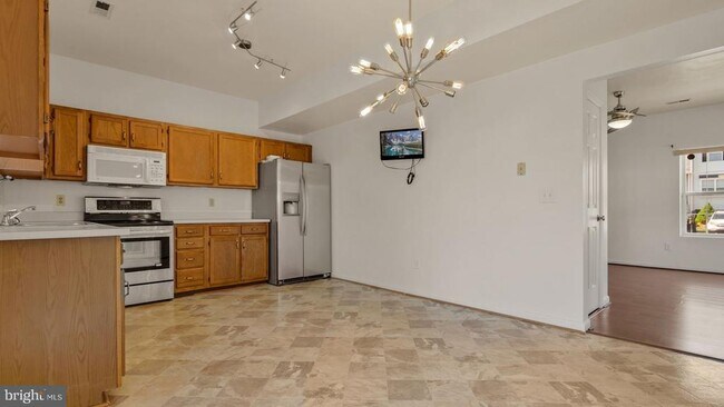 Building Photo - 11011 Coreys Way