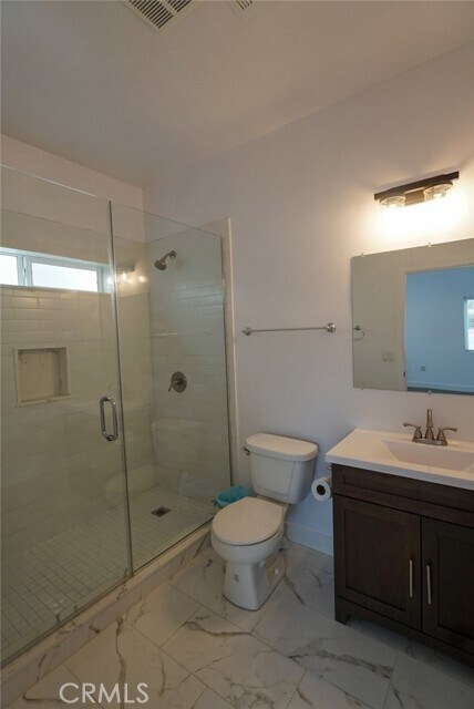 Building Photo - 10304 Primrose Ave