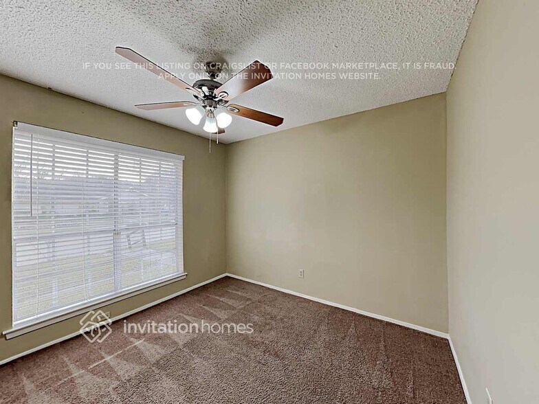 Building Photo - 4613 Bayberry Ln