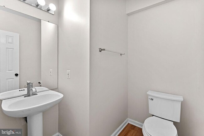 Building Photo - 20905 Sandstone Square