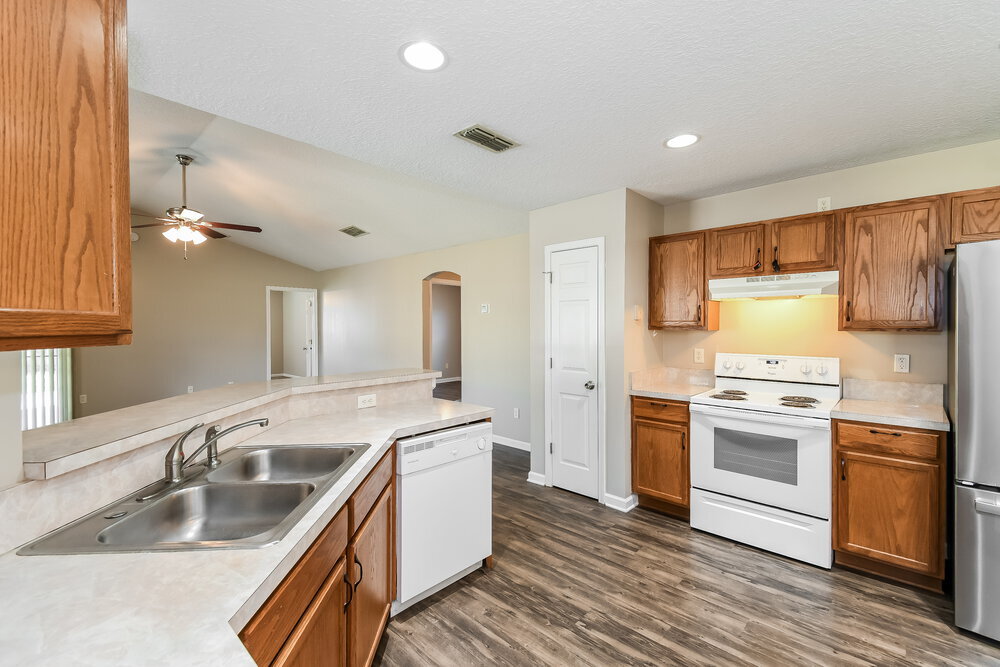 Building Photo - 1321 Spruce St