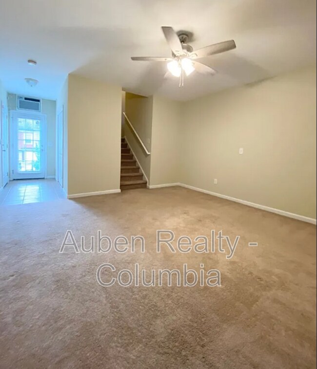 Building Photo - 537 S Bull St