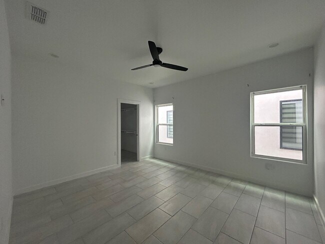 Building Photo - 8218 Casa Verde Rd