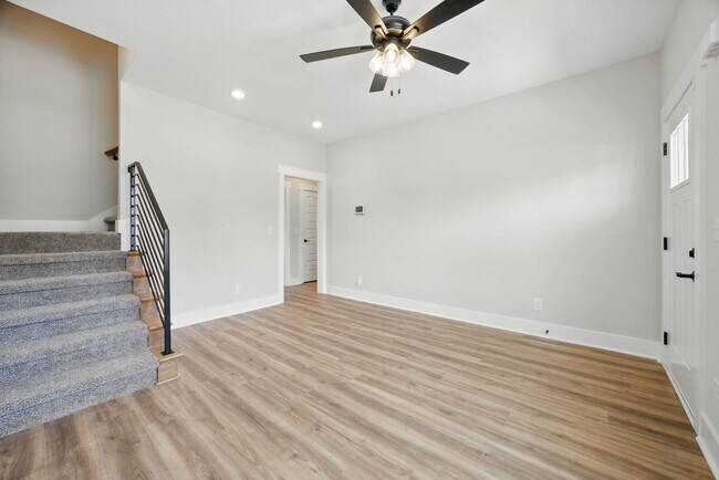 Building Photo - 4 Bedroom Pet Friendly Home For Rent Near ...