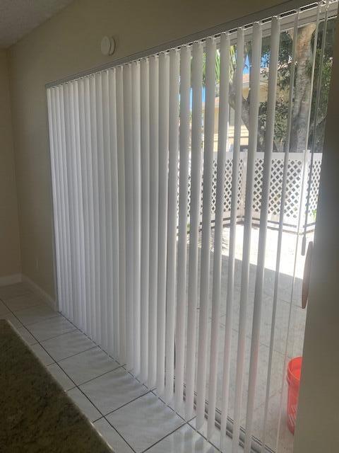 Building Photo - 4701 Roxbury Ct