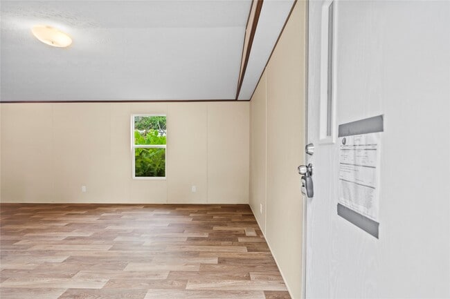 Building Photo - 202 S Trice St