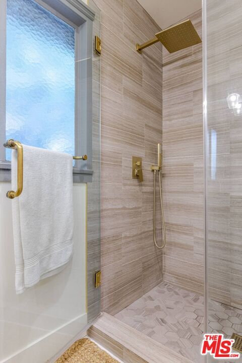 Building Photo - 12208 Laurel Terrace Dr