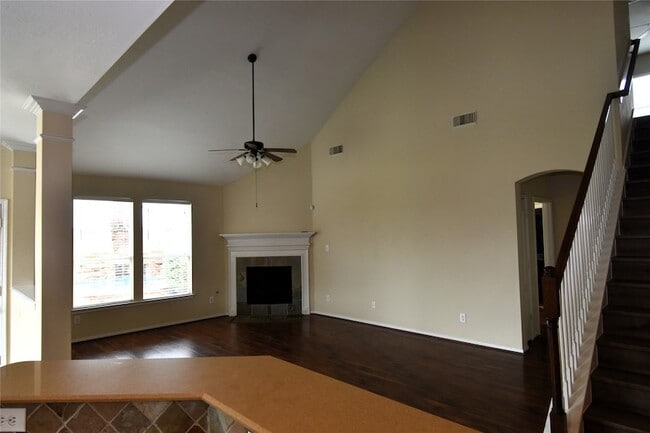 Building Photo - 19439 Suffolk Hollow Ln