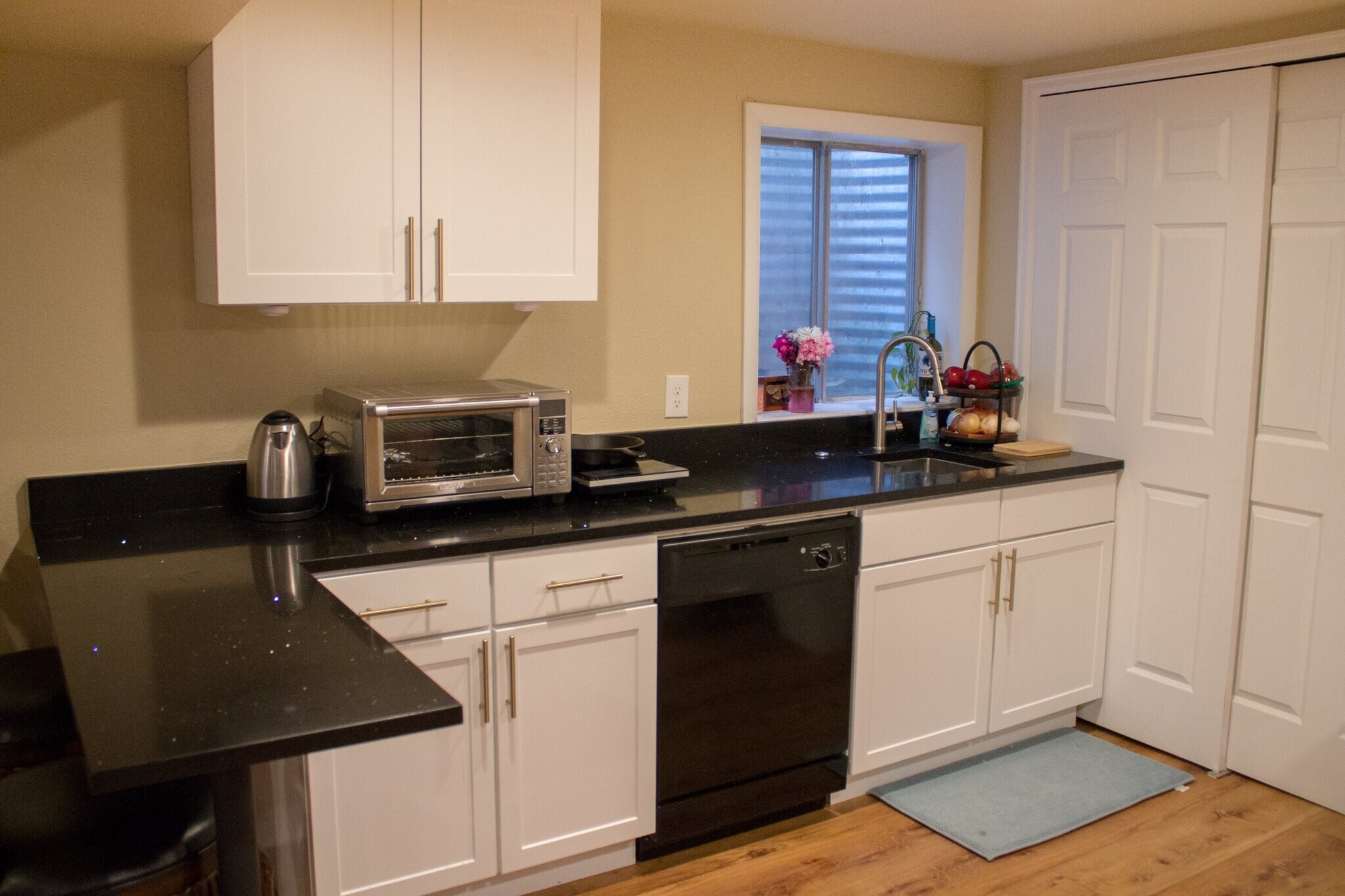 Building Photo - 8365 E Radcliff Ave