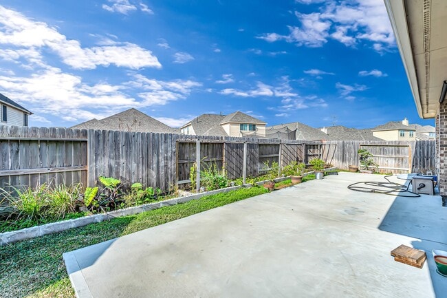 Building Photo - 9211 Union Meadow Ln