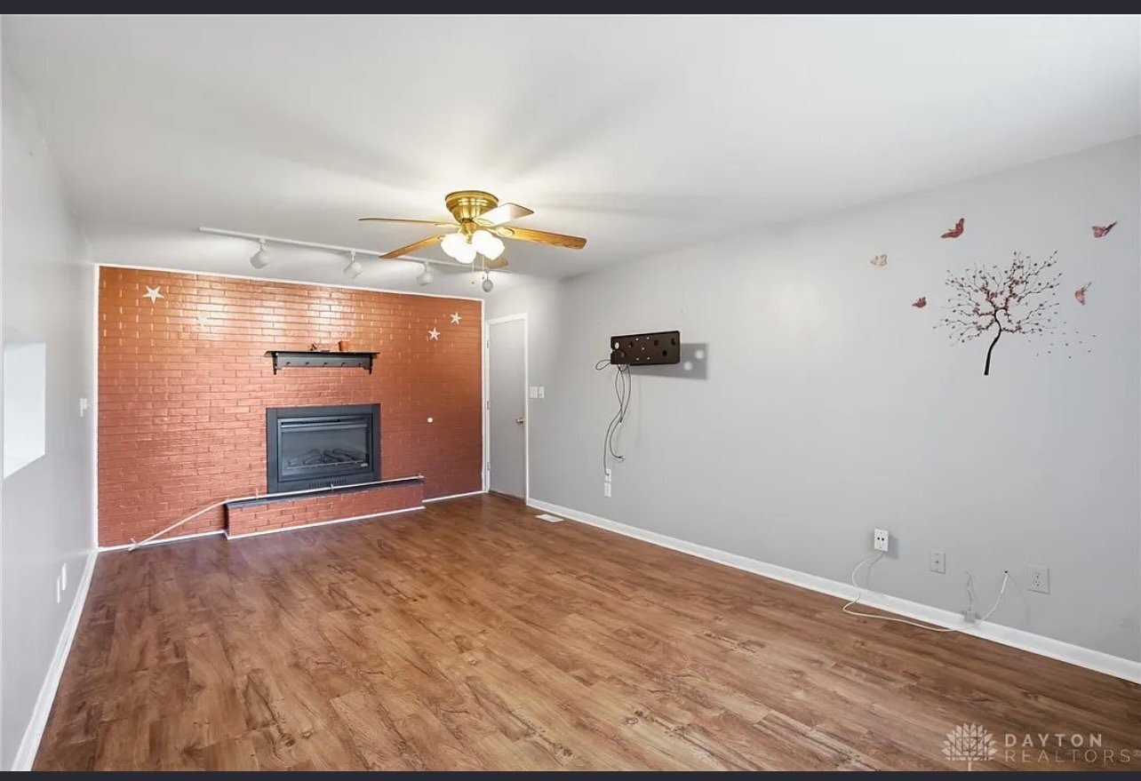 Building Photo - 4360 Wallington Dr
