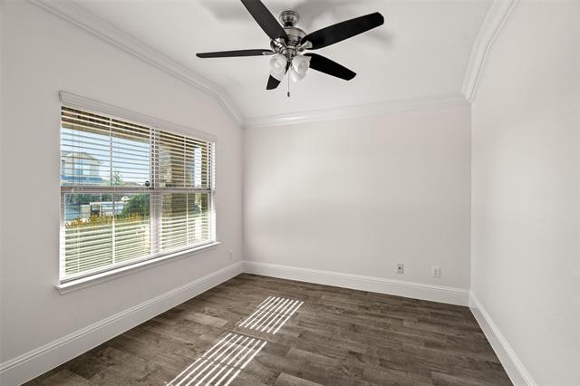 Building Photo - 303 Triple Crown Ln