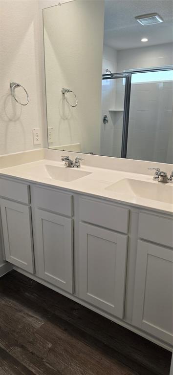 Building Photo - 1123 Desert Willow Dr