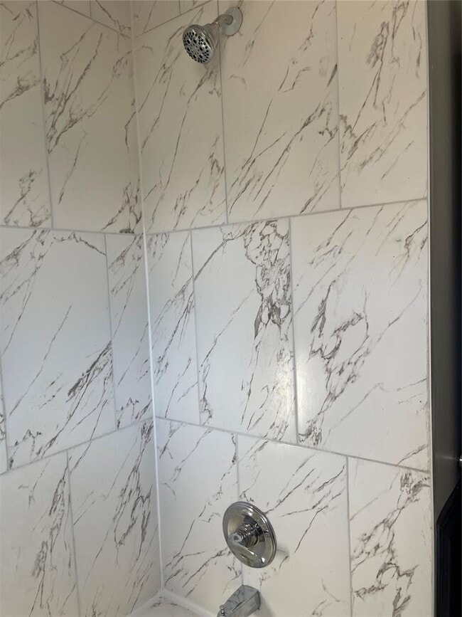 Building Photo - 205 NW 85th St