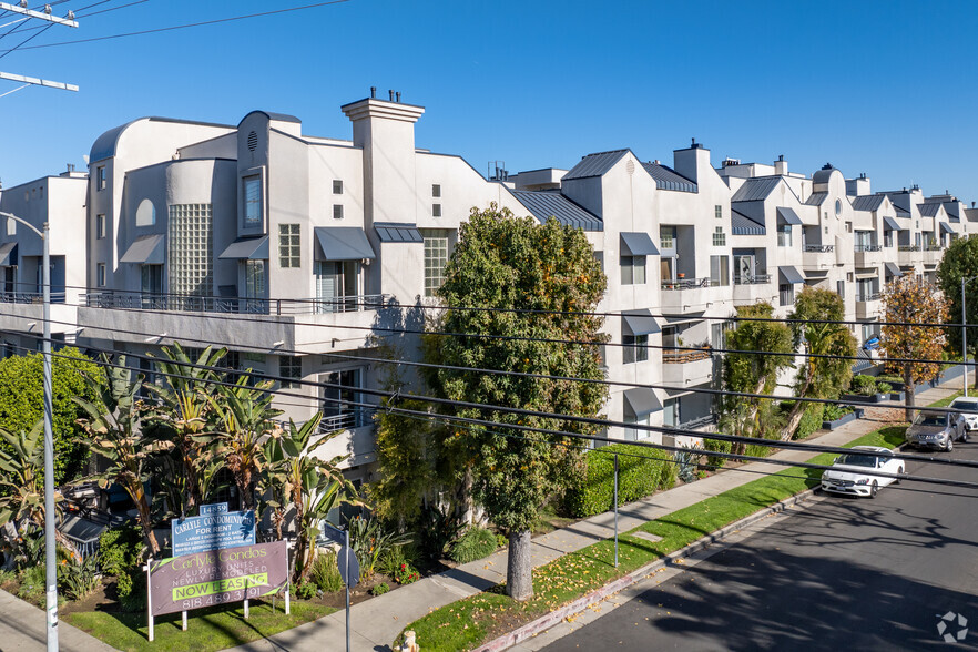 Building Photo - Carlyle Condominiums