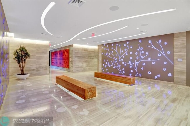 Building Photo - 701 N Fort Lauderdale Beach Blvd