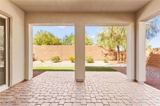 Building Photo - 10314 Apache Blue Ave