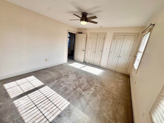 Building Photo - 88 St Annes Ct
