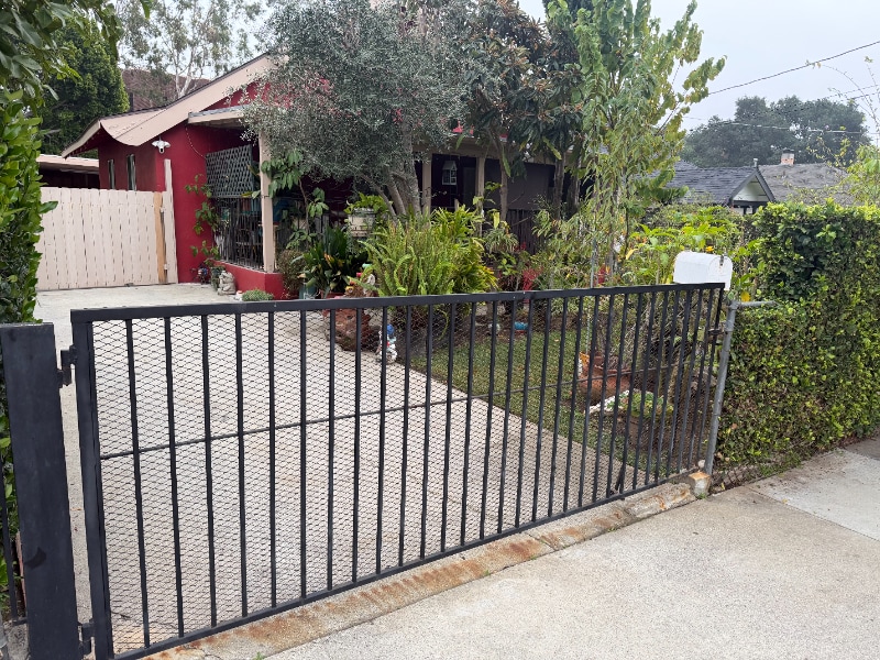 Building Photo - 1866 El Sereno Ave