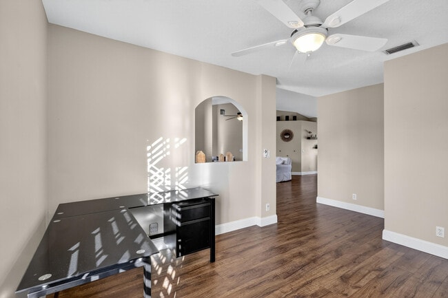 Building Photo - 151 Monterey Way