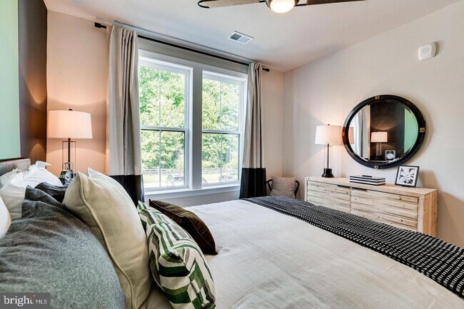 Building Photo - 21731 Dovekie Ter