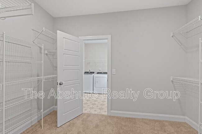 Building Photo - 9120 Dupree Mdw Dr