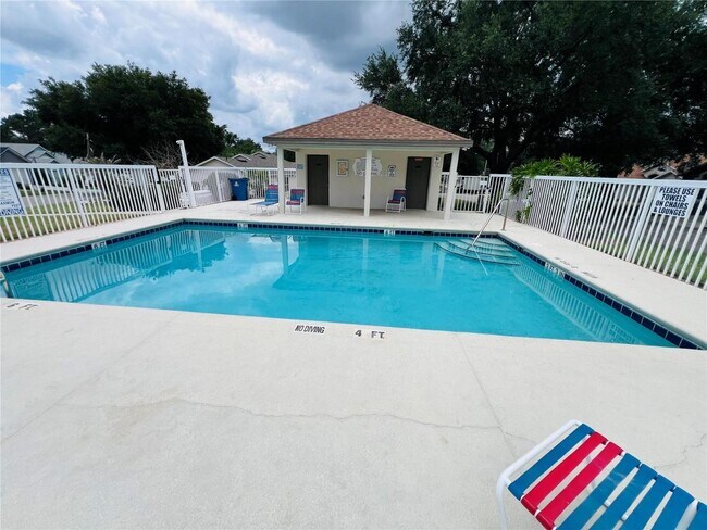 Building Photo - 2364 Paulette Dr