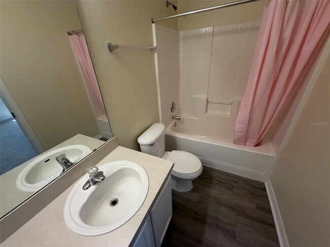 Building Photo - 311 Sunset View Dr