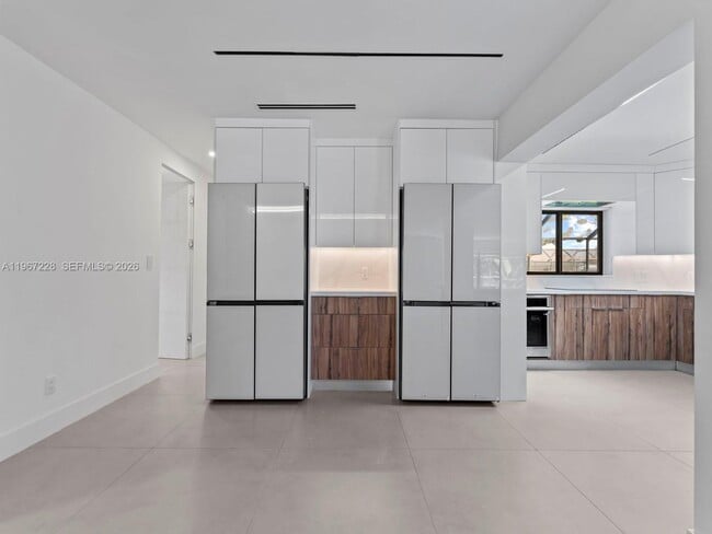 Building Photo - 2537 NW 116th Terrace