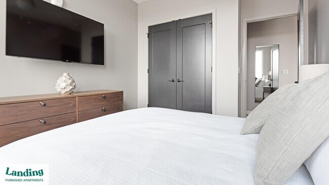 Building Photo - 299 DeBaliviere Ave