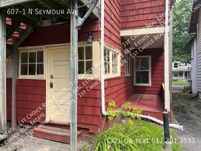 Building Photo - 607-1 N Seymour Ave-