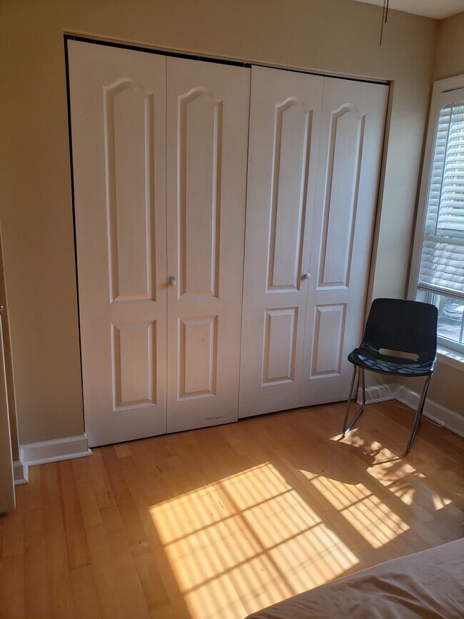 Building Photo - 2071 Dixie Belle Dr