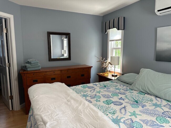 Building Photo - 2030 Harpswell Islands Rd