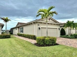 Building Photo - Annual Rental in Port St Lucie