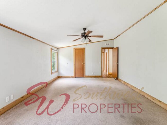 Building Photo - Beautiful Country Rental on Approximately 8 Acres Near Three Way