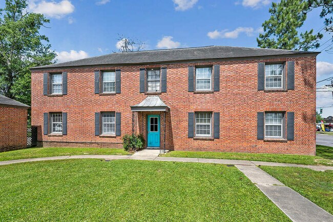 Building Photo - 4222 Perkins Rd