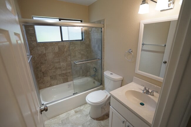 Building Photo - Renovated 2 Bedroom 1 Bath Condo w/ Balcony! -- COMING SOON !!!