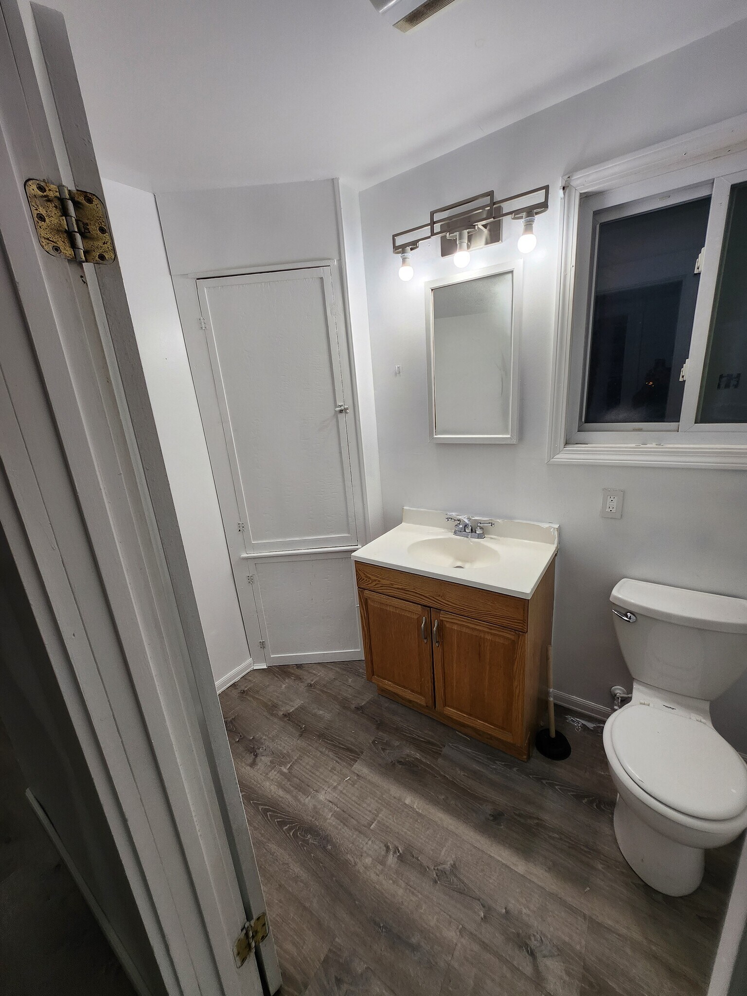 Building Photo - 84 Salem St