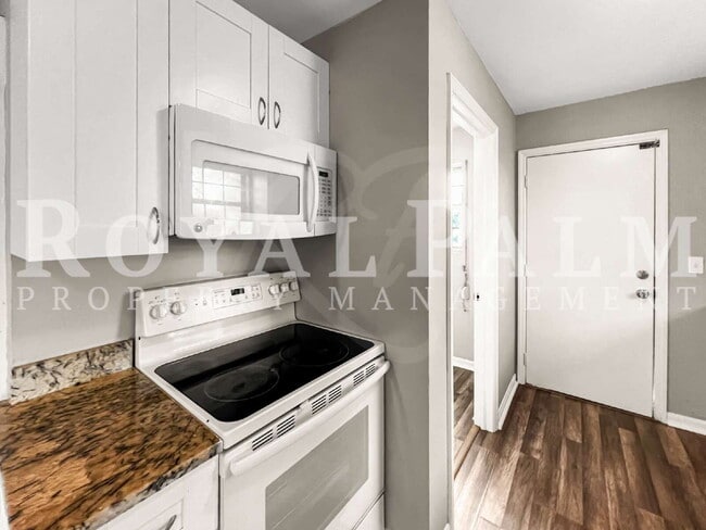 Building Photo - 4 Bedrooms, 2 Bathrooms & a Huge Backyard — Spacious Lehigh Acres Home with Pet-Friendly Living o...