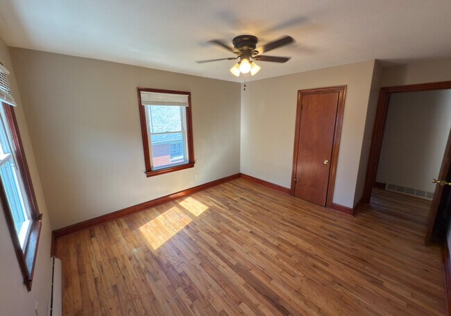 Building Photo - 414 Churchill Ct